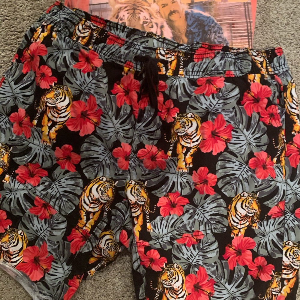 Men’s Tiger shorts